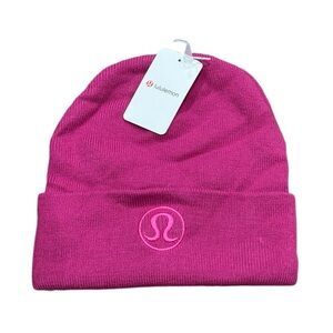 Lululemon NWT Warm Revelation Beanie in Sonic Pink